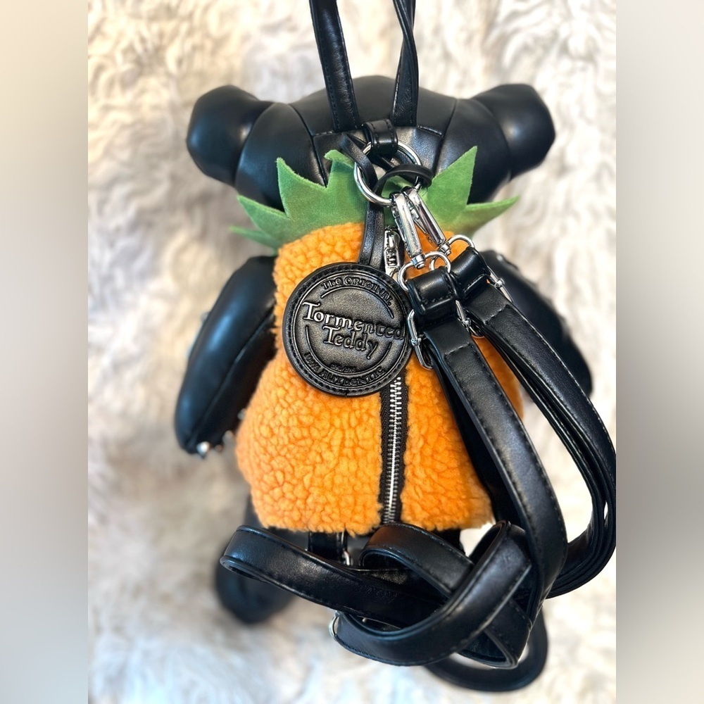 🖤🎃DOLLS KILL ADORABLE Jack O’ Tormented Teddy Backpack🖤🎃 NWT - Picture 11 of 16